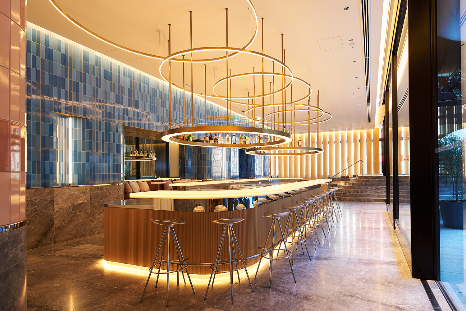 安藤忠雄氏がデザイン監修した「大人の遊び場」 ―W大阪―　一貫したデザインコンセプトの追求